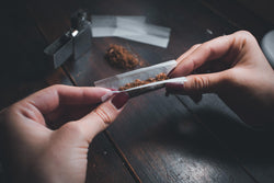 Image of A manual method is a good-old classic way to roll a joint